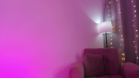 ISABELLA online show from 04-09-26, 01:27