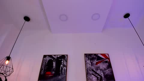 Snapshot of isabella_lopez_ chatting on 02-20-25, 03:08 Isabel Lopez online show from 02-20-25, 03:08