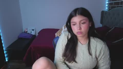 Snapshot of isabella_monntolvo chatting on 05-20-26, 08:15 isabella_monntolvo online show from 05-20-26, 08:15
