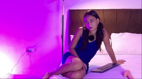 Snapshot of isabella_oa chatting on 07-02-26, 07:53 isabella santana online show from 07-02-26, 07:53