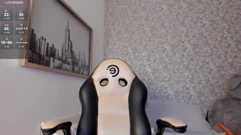 isa  online show from 02-25-25, 02:03