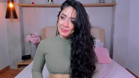 isabella_winkler online show from 11-01-25, 01:02