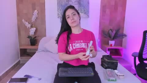 isabella_winkler online show from 06-18-26, 11:03