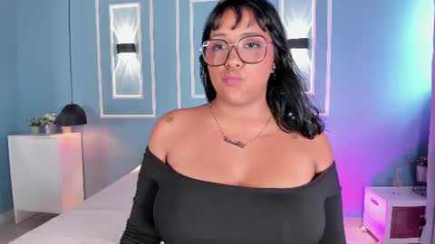 isabella zc online show from 07-28-26, 06:20