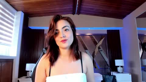 Snapshot of isabellaajoness chatting on 02-23-25, 01:10 Isabella Everyday From 0530 to 1430 Col Time online show from 02-23-25, 01:10