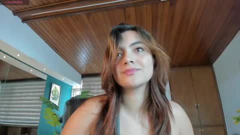 Snapshot of isabellaajoness chatting on 10-11-25, 12:15 Isabella Everyday From 0530 to 1430 Col Time online show from 10-11-25, 12:15