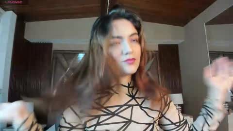 Snapshot of isabellaajoness chatting on 11-18-25, 11:25 Isabella Everyday From 0530 to 1430 Col Time online show from 11-18-25, 11:25