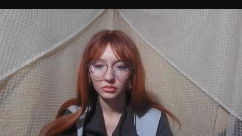 Snapshot of isabellablacky chatting on 09-21-25, 02:35 isabellablacky online show from 09-21-25, 02:35