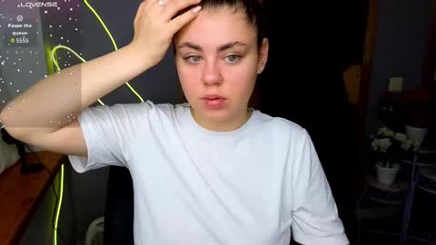 isabellabler online show from 11-19-25, 06:57