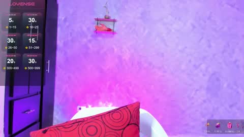 Instagram soybella01  online show from 11-14-25, 07:12