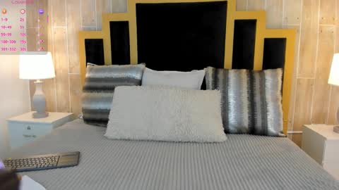    online show from 01-08-26, 07:49