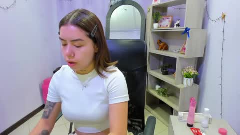 isebella online show from 04-13-26, 01:05