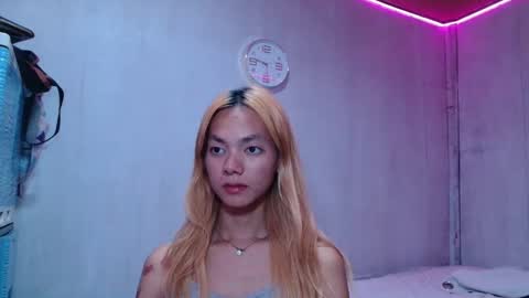 Snapshot of isabellatx chatting on 04-25-26, 01:30 isabellatx online show from 04-25-26, 01:30