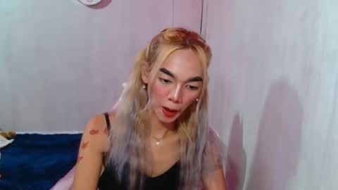 Snapshot of isabellatx chatting on 05-11-26, 05:43 isabellatx online show from 05-11-26, 05:43