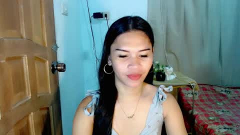 Snapshot of isabelle_amore chatting on 07-21-26, 12:13 Ysa online show from 07-21-26, 12:13