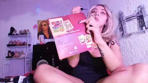 isabelle_sara online show from 07-16-26, 10:05