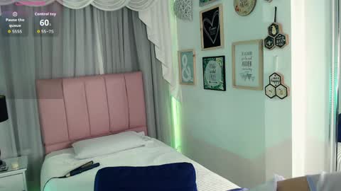 Isabelle Daza online show from 03-28-26, 12:16