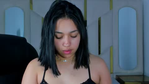 isabellrodriguez18 online show from 09-10-25, 03:50