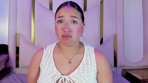 Snapshot of isabellrodriguez18 chatting on 03-26-26, 03:34 isabellrodriguez18 online show from 03-26-26, 03:34