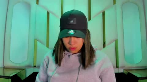 Snapshot of isabellrodriguez18 chatting on 04-13-26, 03:45 isabellrodriguez18 online show from 04-13-26, 03:45