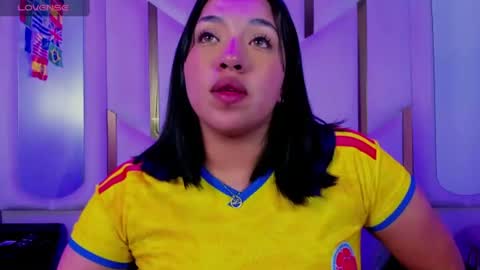 isabellrodriguez18 online show from 06-28-26, 04:07
