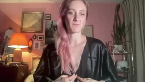 Snapshot of isabelsworld chatting on 08-03-26, 02:54 Isabel online show from 08-03-26, 02:54