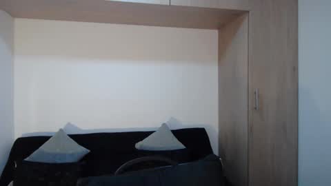 Snapshot of isabelvillalobos chatting on 05-12-26, 09:39 Isabel Villalobos online show from 05-12-26, 09:39