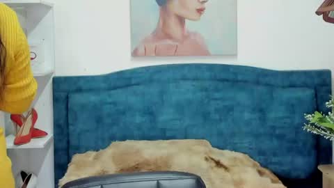 Isabel online show from 06-28-26, 12:00