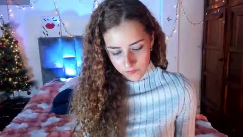 Isabela  online show from 12-20-25, 03:46