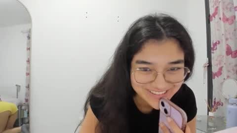 Isa Suarez online show from 03-06-26, 10:28