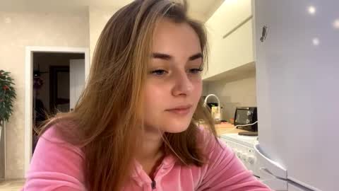 Issa online show from 12-17-25, 05:13