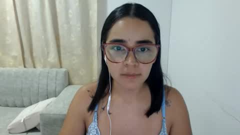 Snapshot of isemma chatting on 06-05-26, 02:29 Emma online show from 06-05-26, 02:29