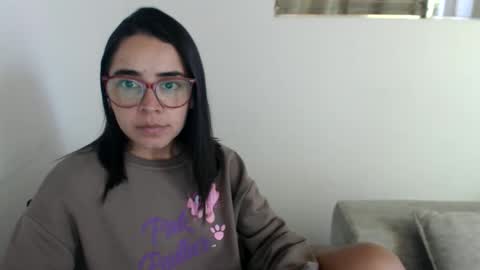 Snapshot of isemma chatting on 06-11-26, 02:59 Emma online show from 06-11-26, 02:59