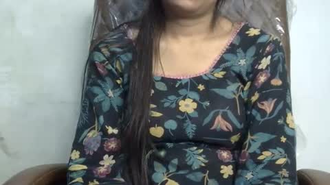 Snapshot of ishika_ishu chatting on 10-17-25, 05:37 ishika_ishu online show from 10-17-25, 05:37