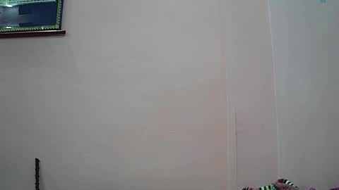 ishika_singh_ online show from 10-23-25, 02:11