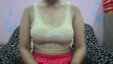 ishika_singh_ online show from 06-19-26, 02:16