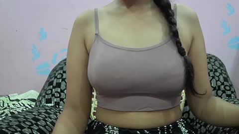ishika_singh_ online show from 07-27-26, 01:45