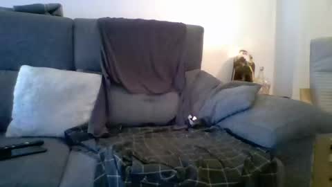 isi99999 online show from 01-04-25, 04:11