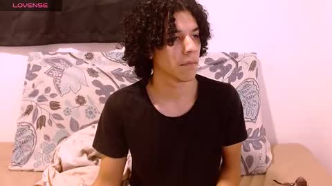 Isidro online show from 02-19-26, 04:41