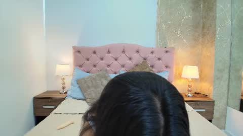 Isis Choi online show from 07-01-26, 07:24