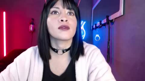 Snapshot of isis_diosa chatting on 10-06-25, 07:06 Ana Maria online show from 10-06-25, 07:06