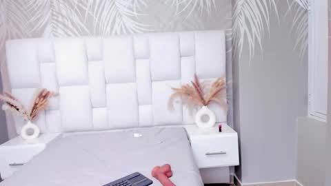 ISIS  online show from 02-24-25, 04:47