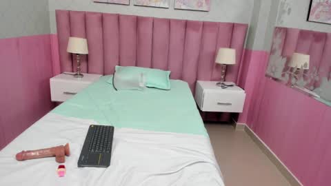 ISIS  online show from 03-04-25, 05:11