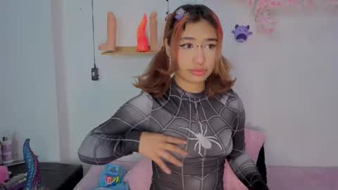 Isisjones18 online show from 10-24-25, 10:11