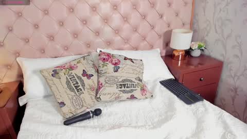 Vanessa online show from 02-01-25, 02:24