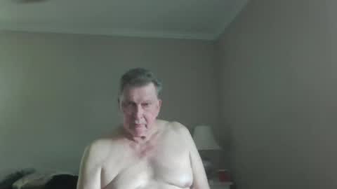 Snapshot of island625103 chatting on 07-22-26, 07:27 island625103 online show from 07-22-26, 07:27