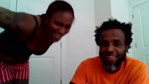 Snapshot of islandmaker chatting on 05-11-26, 05:32 islandmaker online show from 05-11-26, 05:32