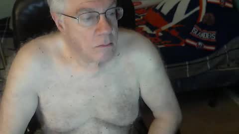 Snapshot of islesman22 chatting on 04-24-26, 09:23 islesman22 online show from 04-24-26, 09:23