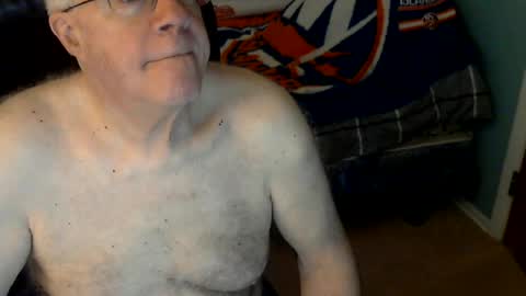 Snapshot of islesman22 chatting on 07-01-26, 10:06 islesman22 online show from 07-01-26, 10:06