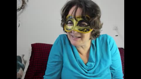 Snapshot of israelymilf chatting on 12-05-24, 07:27 Marta online show from 12-05-24, 07:27